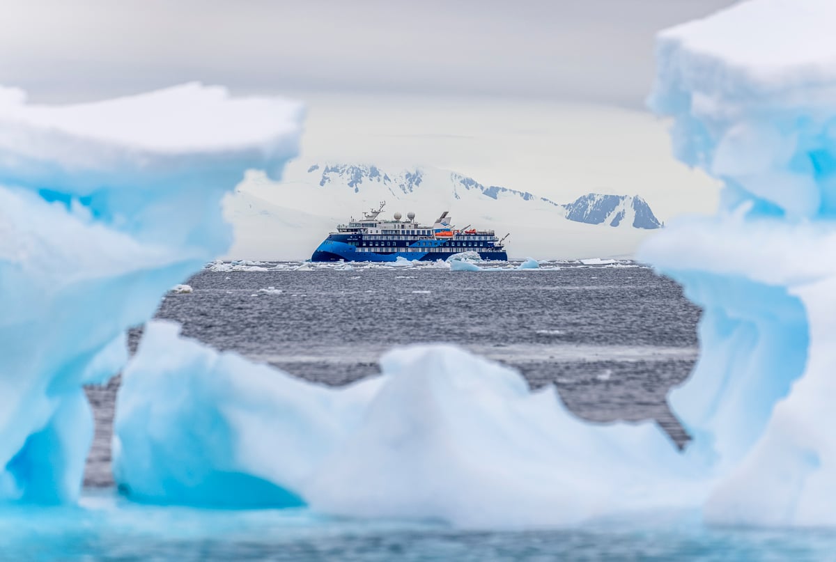 Antarctica_AntarcticSound_OceanVictory_Ice_AE_3-1